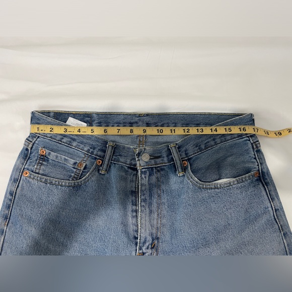 Vintage Levi’s - Picture 3 of 7